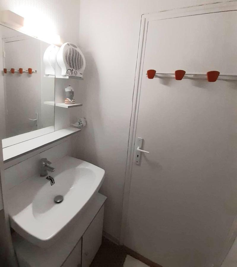 Agreable Studio Ronce Les Bains ラ・トランブラード エクステリア 写真