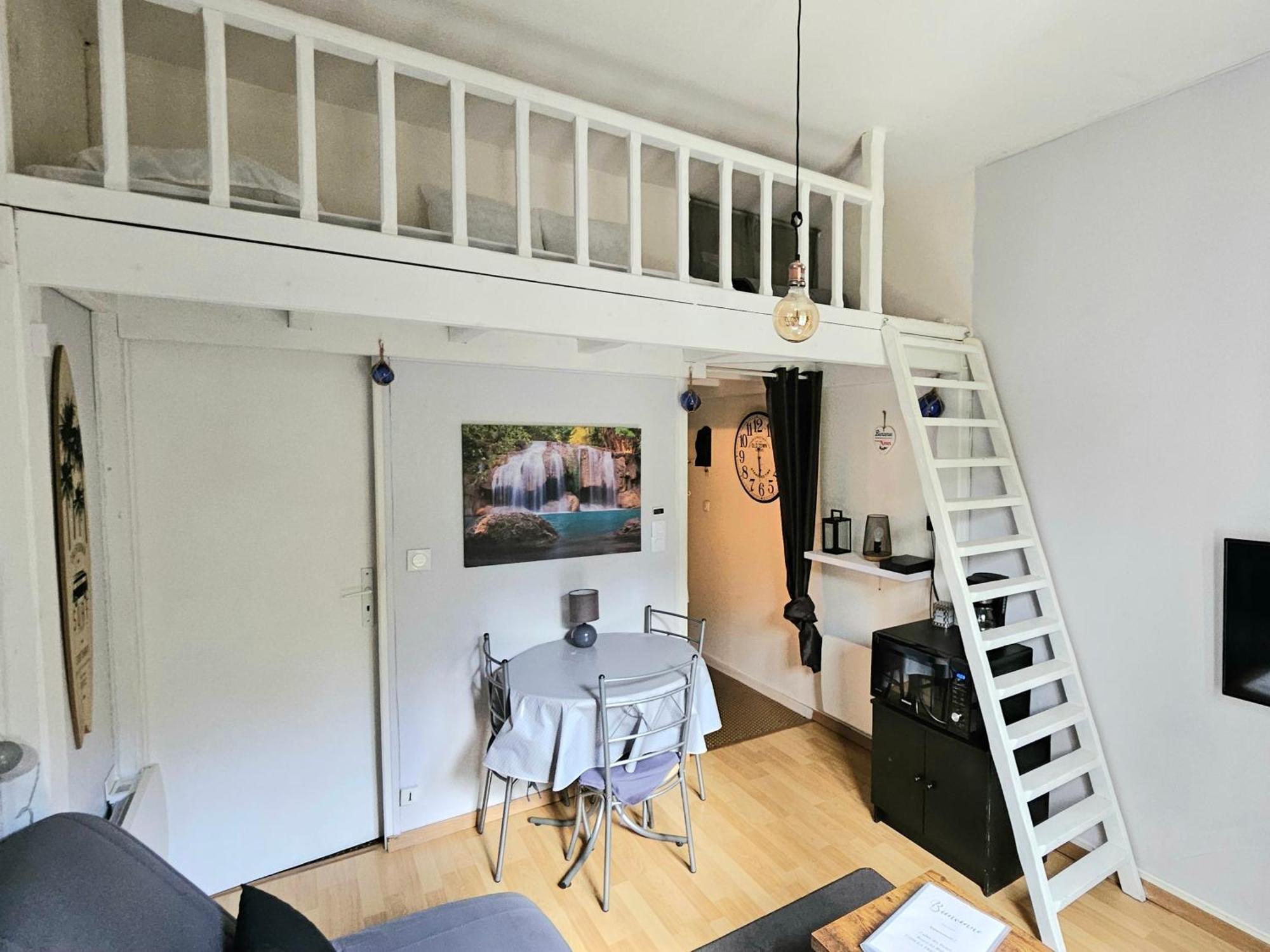 Agreable Studio Ronce Les Bains ラ・トランブラード エクステリア 写真