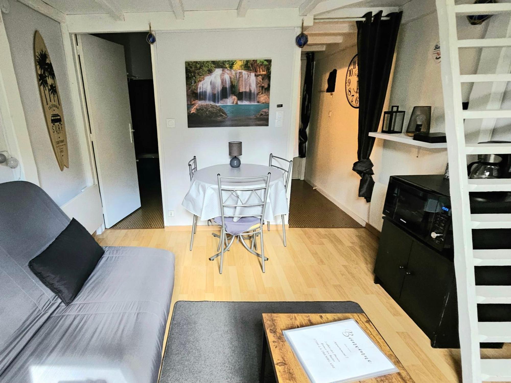 Agreable Studio Ronce Les Bains ラ・トランブラード エクステリア 写真